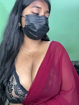 Ishaani_0 stripchat live cam model