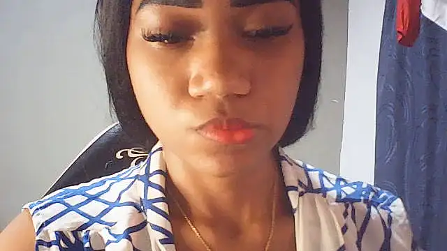 Fariana01 stripchat live cam model