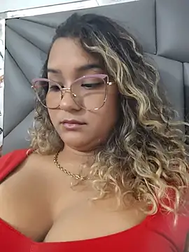 BrendaGirs stripchat live cam model