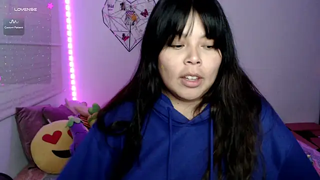 EllieMoonX stripchat live cam model