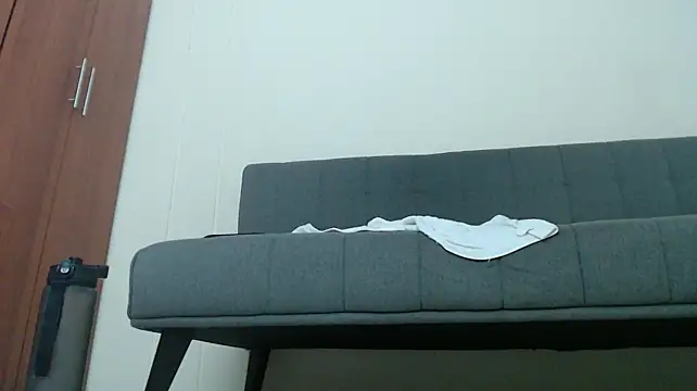 MiaAllure stripchat live cam model