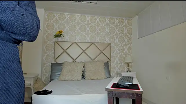 FernandaAvilax stripchat live cam model