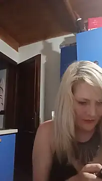 laFinlandese stripchat live cam model