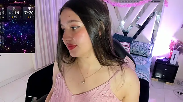 emma_evanss22 stripchat live cam model