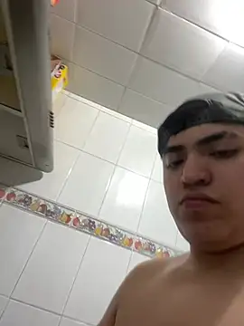 Rodri_69 stripchat live cam model