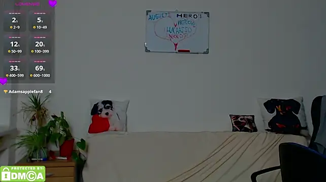 ZeinMiracles stripchat live cam model