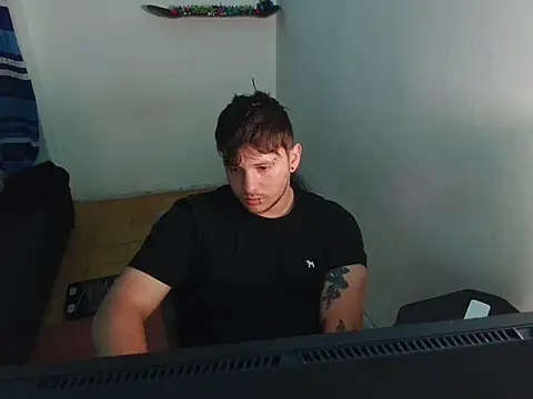 Skol_100802 stripchat live cam model