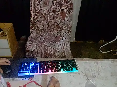 IvoneGodWill stripchat live cam model