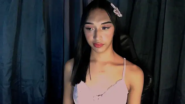 Velvet_Ysabelle stripchat live cam model