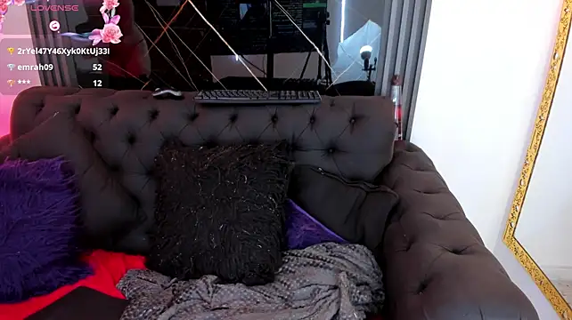 MadisonBlonde stripchat live cam model