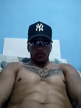 Himperio2 stripchat live cam model