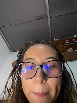 pophia56 stripchat live cam model