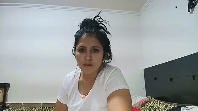 princehermosa44 stripchat live cam model