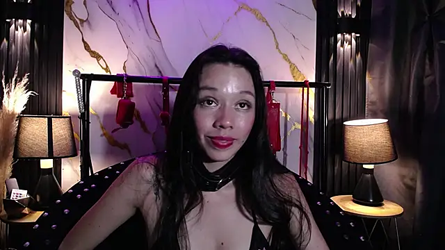 Doll4anall stripchat live cam model