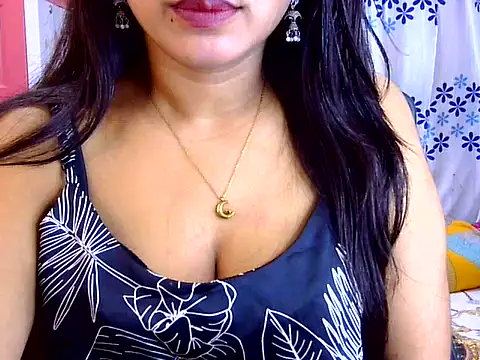 Noor_Zarin27 stripchat live cam model