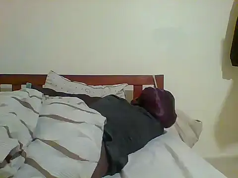 shakel- stripchat live cam model