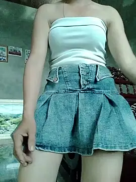 TrucBaby stripchat live cam model