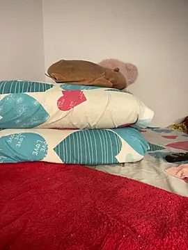 _yisela_ stripchat live cam model