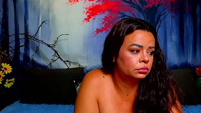 ElizabethEven stripchat live cam model