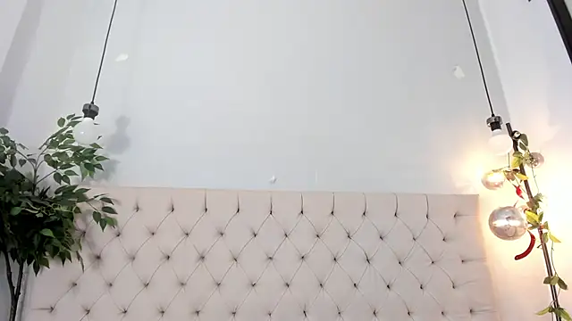 Victoria_Coleman stripchat live cam model