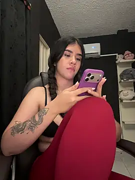 alhaana_ stripchat live cam model