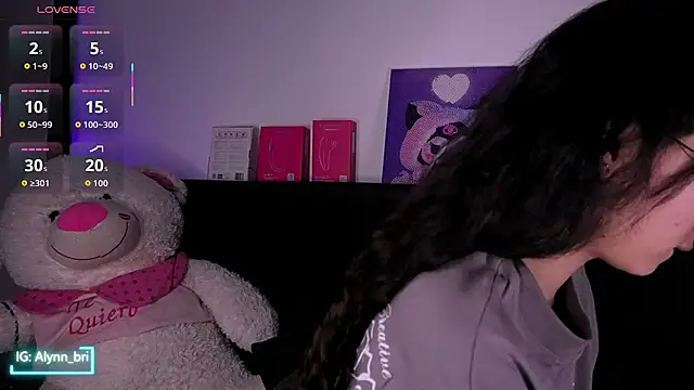 Pinksnake stripchat live cam model