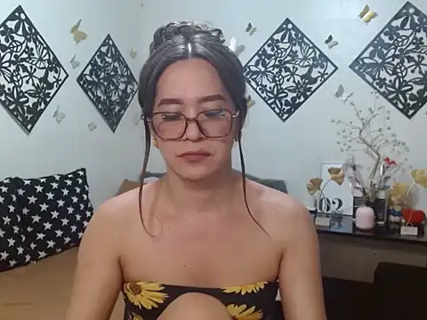 TheMISTRESSx69 stripchat live cam model