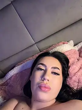 Andrestarr stripchat live cam model