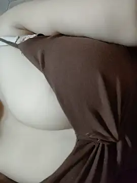 Snack-big stripchat live cam model