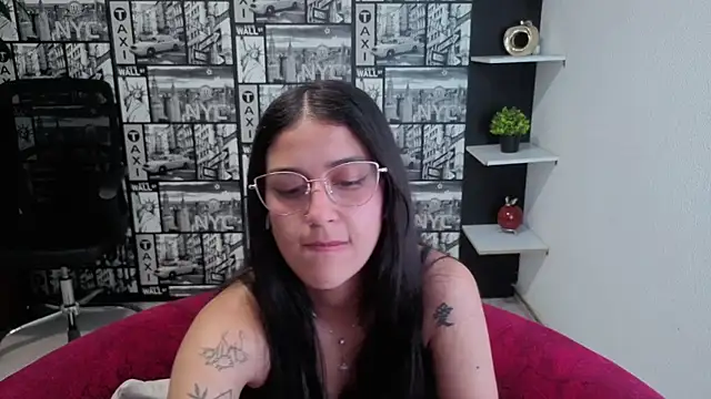 Xiomara_vega stripchat live cam model