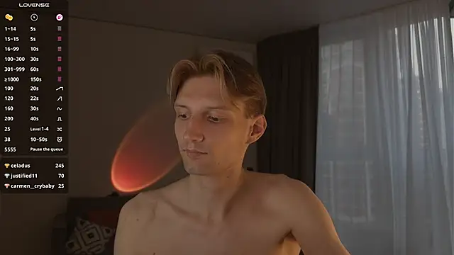 artkita stripchat live cam model