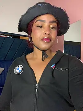 Ayla_Nuit stripchat live cam model