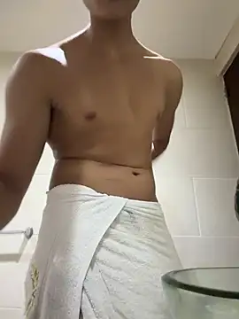 Lander_Cruz stripchat live cam model