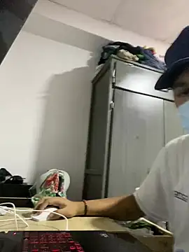 Pepitogrillo199 stripchat live cam model