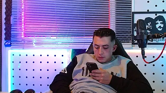Godofcumxxx stripchat live cam model