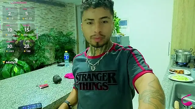 JuanCamiilo_66 stripchat live cam model