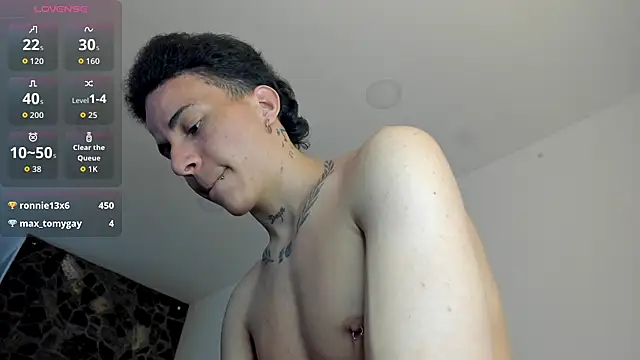 Maxxx_bigcockx stripchat live cam model