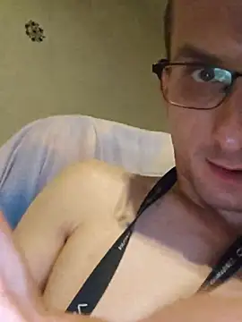 UpbeatXiphias stripchat live cam model