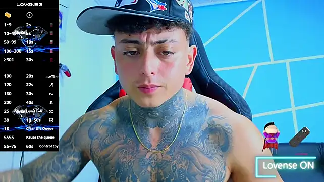 KevinSanchez420 stripchat live cam model