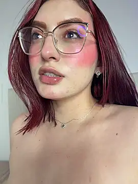 VioletPearson stripchat live cam model