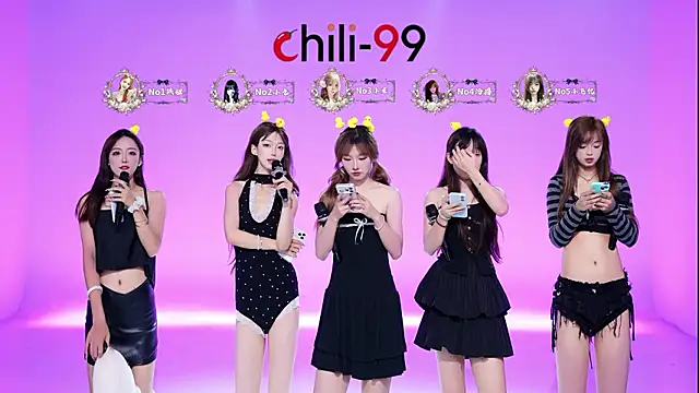 CHILI-99 stripchat live cam model