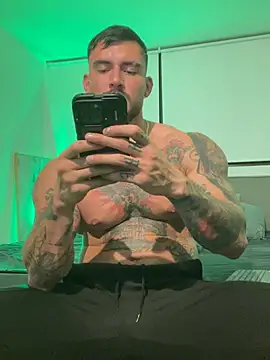 DimitriSullivan_ stripchat live cam model