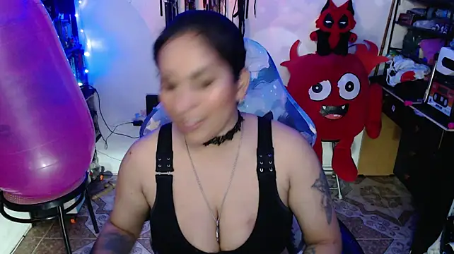 kureiji_hentaii stripchat live cam model