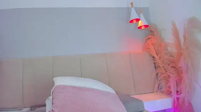emmiily_z stripchat live cam model