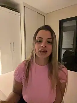 Patyyyy stripchat live cam model