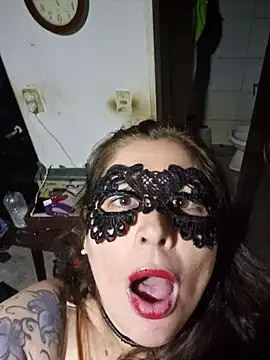 Floresitahotmilfxxx stripchat live cam model