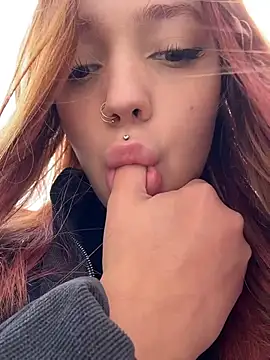 LisaCatt stripchat live cam model