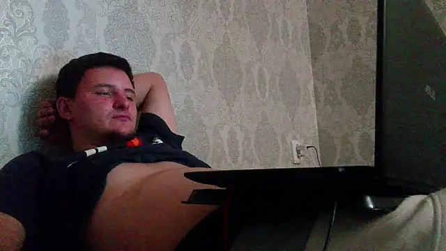 miki_lav1 stripchat live cam model