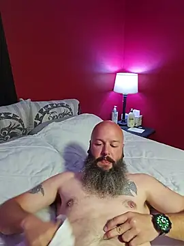 Girthy-Man-Hammer stripchat live cam model