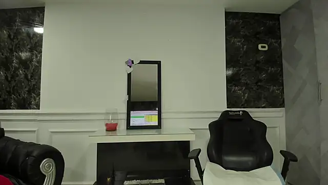 Imyourdirtymilf stripchat live cam model